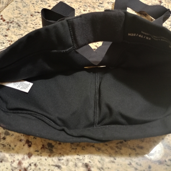 Brand New Under Armour Metallic Blue Sport Bra (Size: XS) - Picture 3 of 5